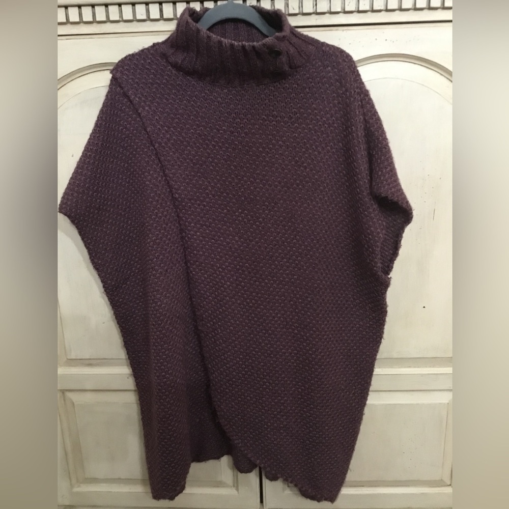 SIMPLY NOELLE -Button Turtleneck Oversized Boho Sweater, Tunic, Pancho-Size S-M